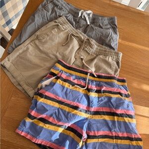 Men’s shorts Bundle of 3, size Medium
